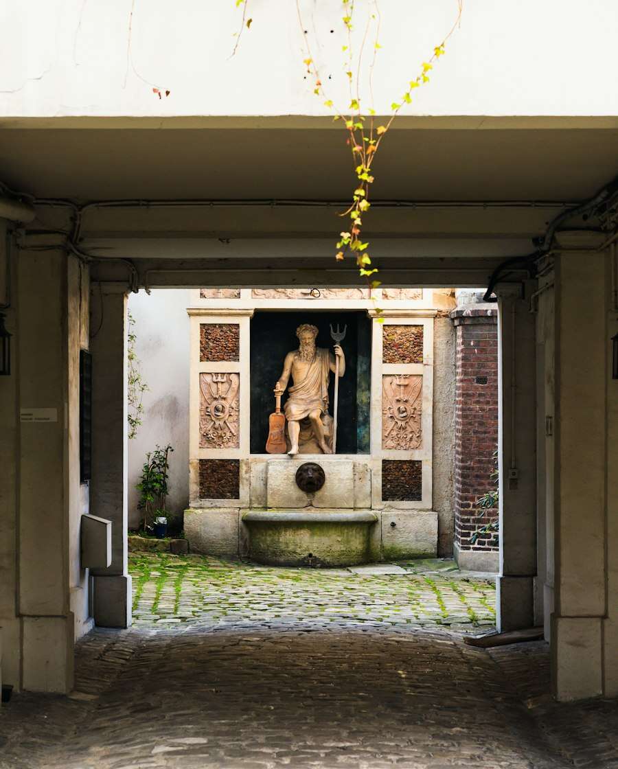 Passage cocher et cour d’immeuble